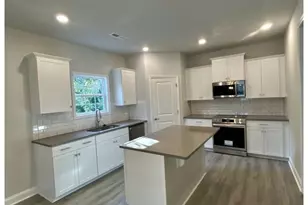 200 Fostoria Pl, Albemarle, NC 28001 - Photo 4