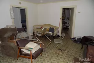 523 Hoyle St, Dallas, NC 28034 - Photo 2