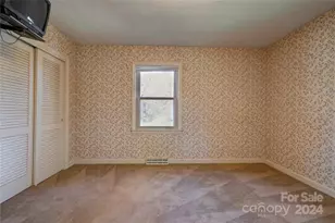 608 Hanover Dr, Shelby, NC 28150 - Photo 12