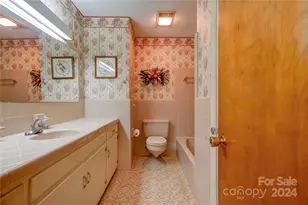 608 Hanover Dr, Shelby, NC 28150 - Photo 8