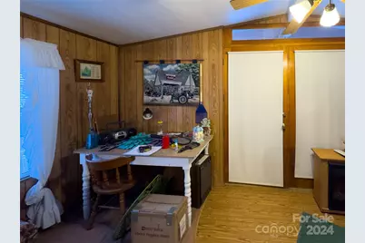 3059 Nc 261 Highway, Bakersville, NC 28705 - Photo 18