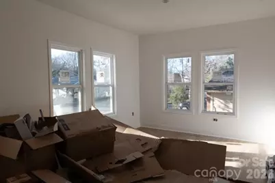 637 E Front Street, Statesville, NC 28677 - Photo 6