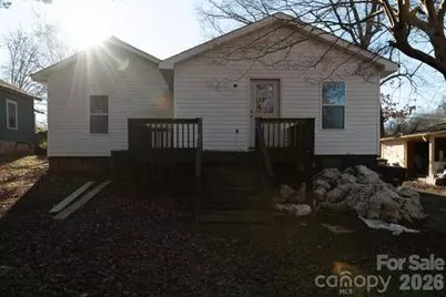 637 E Front Street, Statesville, NC 28677 - Photo 4