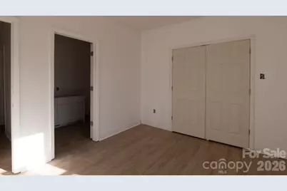 637 E Front Street, Statesville, NC 28677 - Photo 18