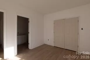 637 E Front St, Statesville, NC 28677 - Photo 18