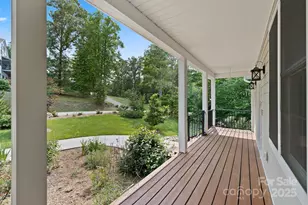 73 Wisdom Cove Rd, Flat Rock, NC 28731 - Photo 2