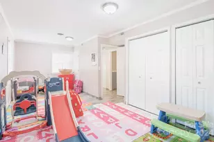 1315 Shady Bluff Dr, Charlotte, NC 28211 - Photo 12