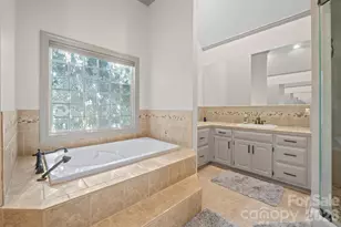 2425 Birdie Ln NE, Conover, NC 28613 - Photo 16