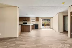 20 Windy Mountain Ln, Hendersonville, NC 28792 - Photo 6