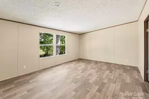 20 Windy Mountain Ln, Hendersonville, NC 28792 - Photo 16