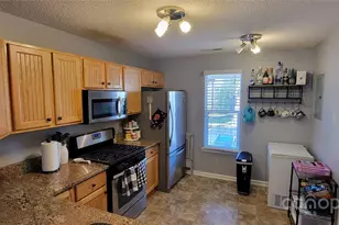 2306 Deermouse Way, Hendersonville, NC 28792 - Photo 10