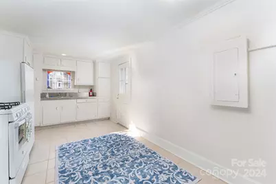 103 & 105 Pine Street, Black Mountain, NC 28711 - Photo 10