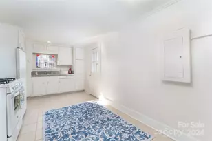 103 & 105 Pine St, Black Mountain, NC 28711 - Photo 10