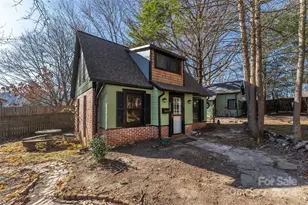 103 & 105 Pine St, Black Mountain, NC 28711 - Photo 4