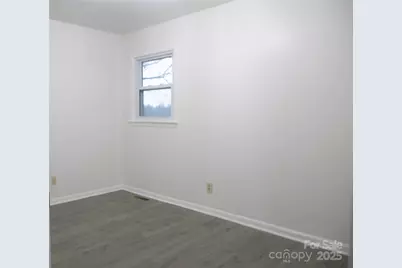 31655 Pinewood Drive, New London, NC 28127 - Photo 10