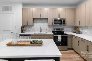 2546 Perimeter Pointe Pkwy, Charlotte, NC 28217 - Photo 28