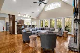 148 Courtland Ct, Lake Lure, NC 28746 - Photo 4