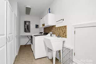 148 Courtland Ct, Lake Lure, NC 28746 - Photo 32