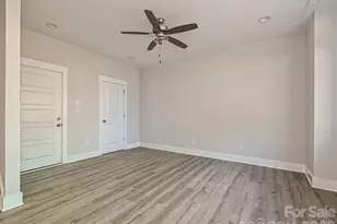 1320 Walter Taylor Wy, Charlotte, NC 28206 - Photo 22