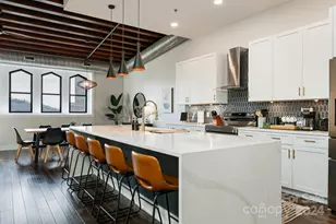 122 College St, Asheville, NC 28801 - Photo 2