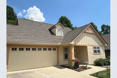 24 Gray Wolf Lane, Hendersonville, NC 28792 - Photo 4