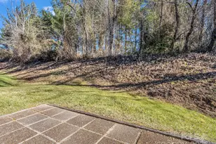 24 Gray Wolf Ln, Hendersonville, NC 28792 - Photo 32