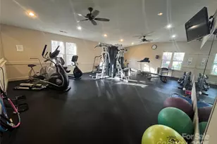 24 Gray Wolf Ln, Hendersonville, NC 28792 - Photo 42