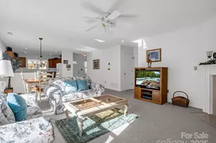 24 Gray Wolf Ln, Hendersonville, NC 28792 - Photo 14