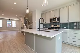 908 Callahan St, Charlotte, NC 28206 - Photo 2