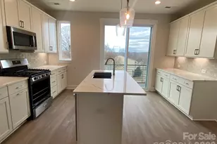 942 Callahan St, Charlotte, NC 28206 - Photo 2