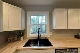 3055 Bedford Ave, Morganton, NC 28655 - Photo 4