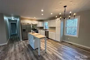 3055 Bedford Ave, Morganton, NC 28655 - Photo 6