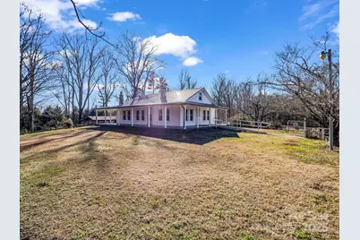 620 Smith Waldrop Road, Columbus, NC 28722 - Photo 2