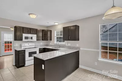 8702 Wood Sorrel Court, Matthews, NC 28105 - Photo 4