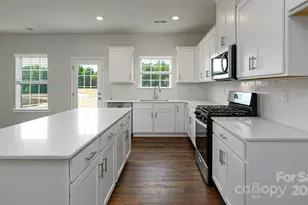 34 Woodvale Dr, Waynesville, NC 28786 - Photo 20