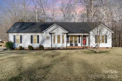 101 Ingonish Drive, Gastonia, NC 28056 - Photo 1