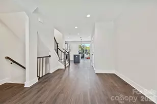 1227 E 34th St, Charlotte, NC 28205 - Photo 8