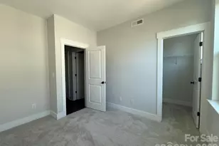 1227 E 34th St, Charlotte, NC 28205 - Photo 32