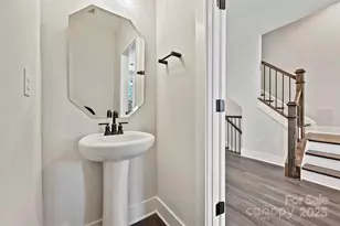 1227 E 34th St, Charlotte, NC 28205 - Photo 14