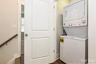 1229 E 34th St, Charlotte, NC 28205 - Photo 22