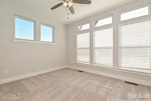 1229 E 34th St, Charlotte, NC 28205 - Photo 22