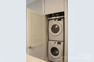 2401 Euclid Ave, Charlotte, NC 28203 - Photo 16