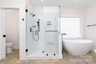 111 Laura Trce, Hendersonville, NC 28792 - Photo 18