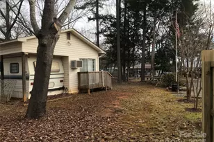 135/137 Indian Harbor Trail, Mount Gilead, NC 27306 - Photo 8