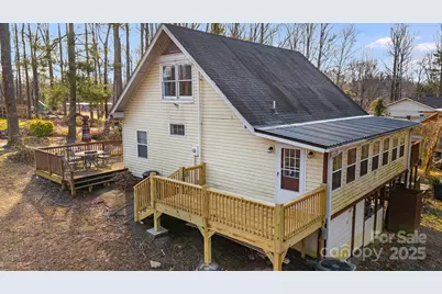 59 Rollins Street, Hendersonville, NC 28792 - Photo 14