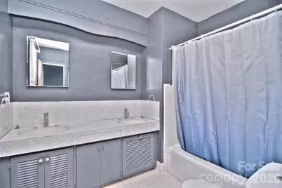 936 23rd Avenue NE, Hickory, NC 28601 - Photo 30