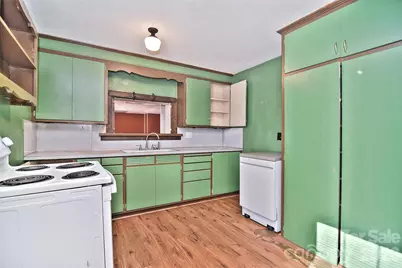 936 23rd Avenue NE, Hickory, NC 28601 - Photo 36