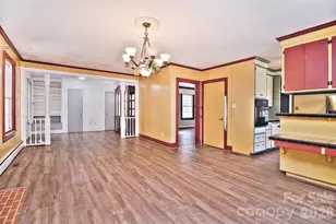 936 23rd Ave NE, Hickory, NC 28601 - Photo 14