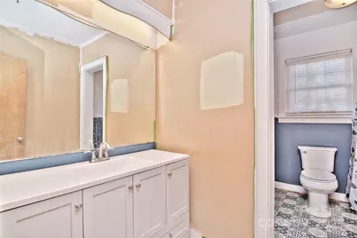 936 23rd Avenue NE, Hickory, NC 28601 - Photo 16