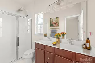 1304 Queen Lyon Ct, Charlotte, NC 28205 - Photo 14